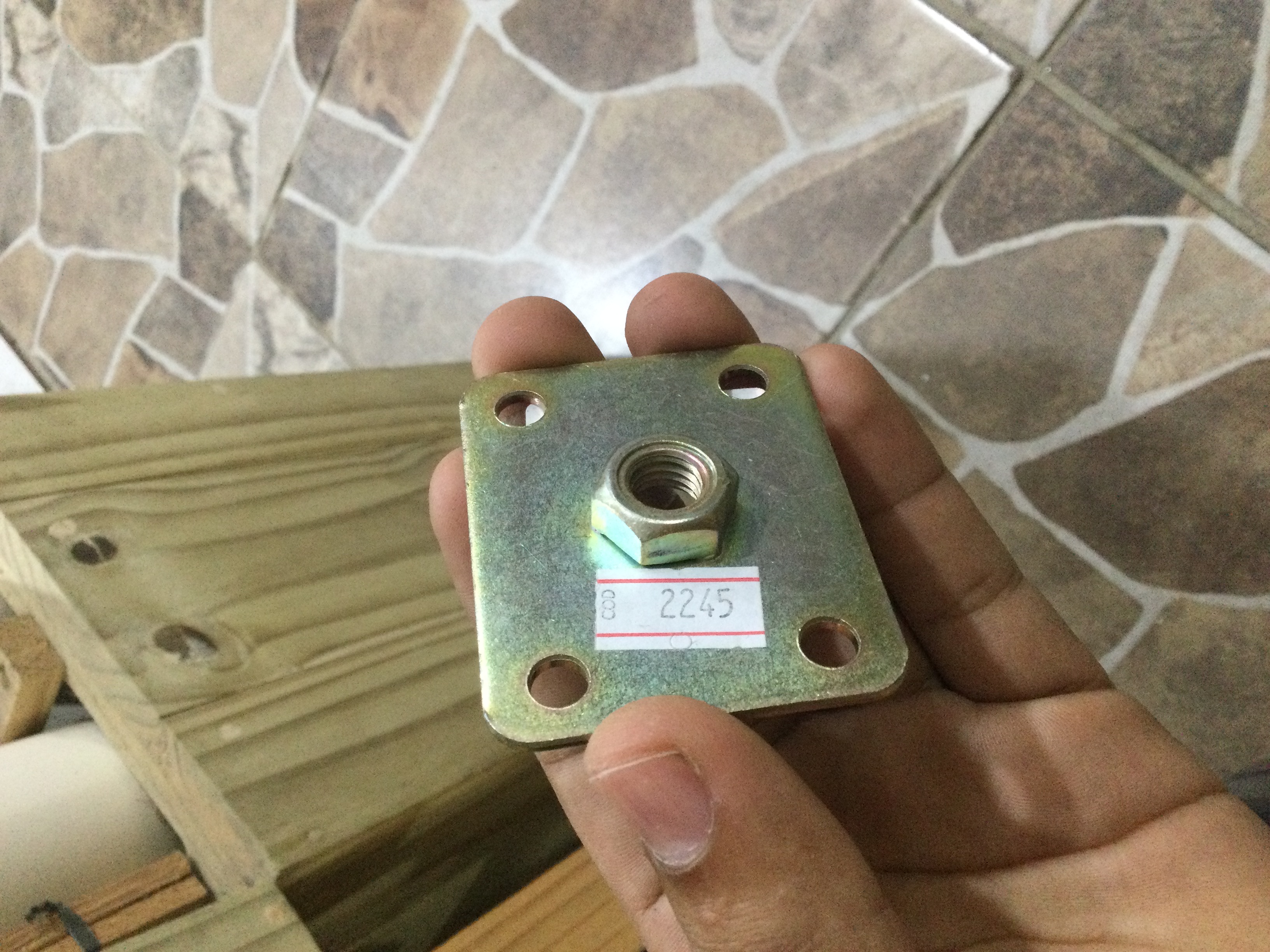 Placa C/ Porca Fixa Aço Galvanizado